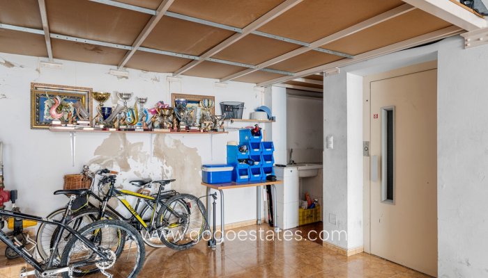 Te koop - Huis - Stadswoning - Guardamar del Segura - Guardamar del Segura Centro