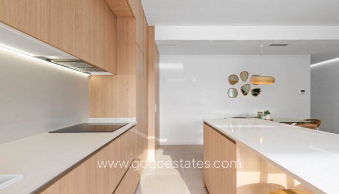 Te koop - Huis - Vrijstaande Villa - Torrevieja - Nueva Torrevieja