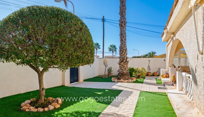 Te koop - Huis - Vrijstaande Villa - Rojales - Ciudad Quesada