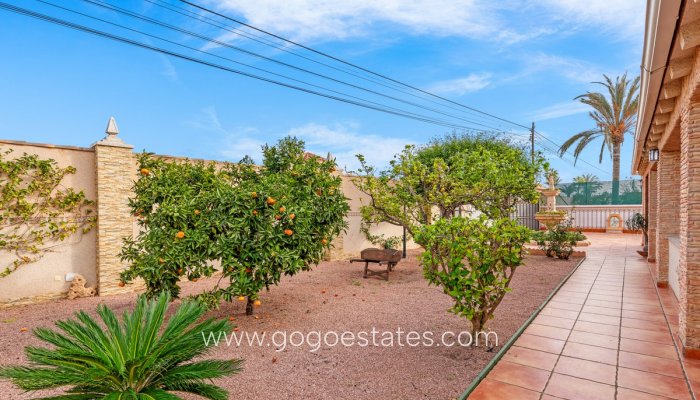 Te koop - Huis - Stadswoning - Torrevieja - Torrevieja Centro