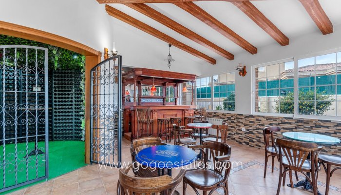 Te koop - Huis - Stadswoning - Torrevieja - Torrevieja Centro