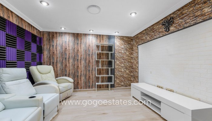 Te koop - Huis - Stadswoning - Torrevieja - Torrevieja Centro