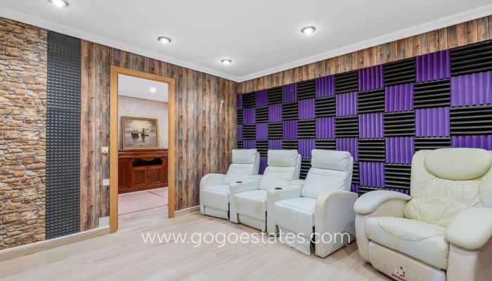 Te koop - Huis - Stadswoning - Torrevieja - Torrevieja Centro