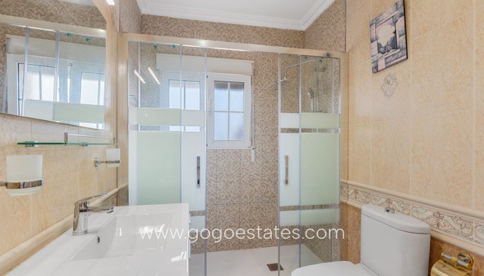 Te koop - Huis - Stadswoning - Torrevieja - Torrevieja Centro