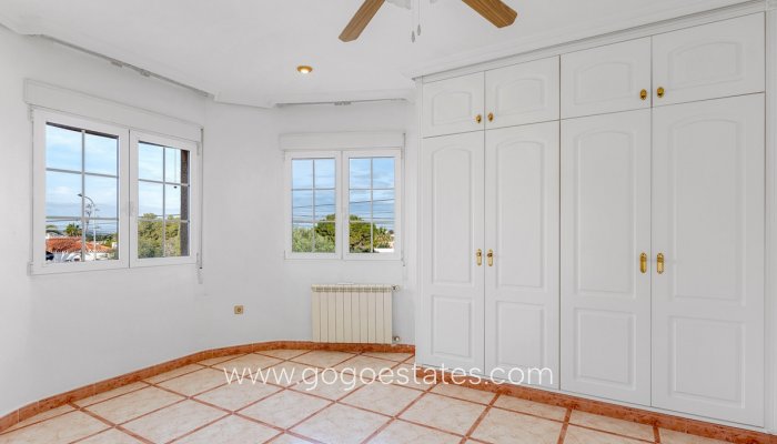 Te koop - Huis - Stadswoning - Torrevieja - Torrevieja Centro