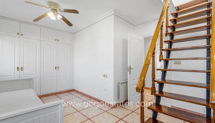 Te koop - Huis - Stadswoning - Torrevieja - Torrevieja Centro