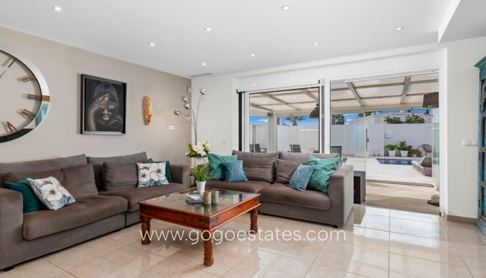 Te koop - Huis - Vrijstaande Villa - Rojales - Ciudad Quesada