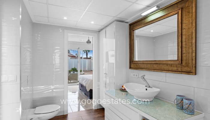 Te koop - Huis - Vrijstaande Villa - Rojales - Ciudad Quesada