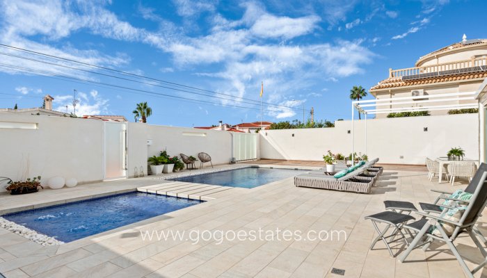 Te koop - Huis - Vrijstaande Villa - Rojales - Ciudad Quesada