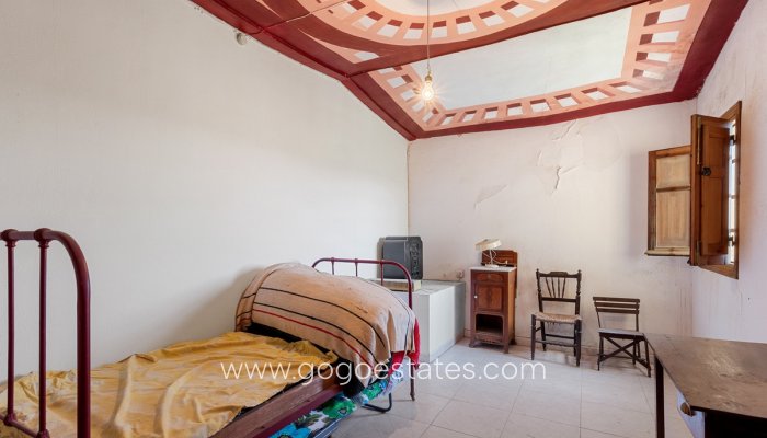 Te koop - Huis - Finca - Cortijo - Orihuela - Orihuela Centro
