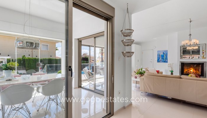 Te koop - Huis - Vrijstaande Villa - Rojales - Ciudad Quesada