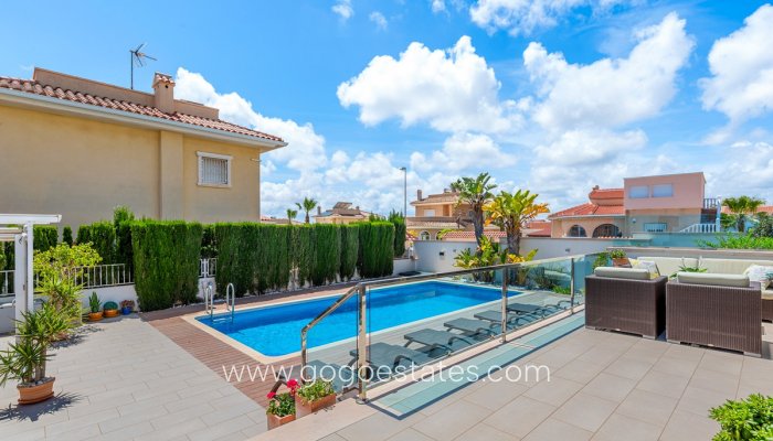 Te koop - Huis - Vrijstaande Villa - Rojales - Ciudad Quesada