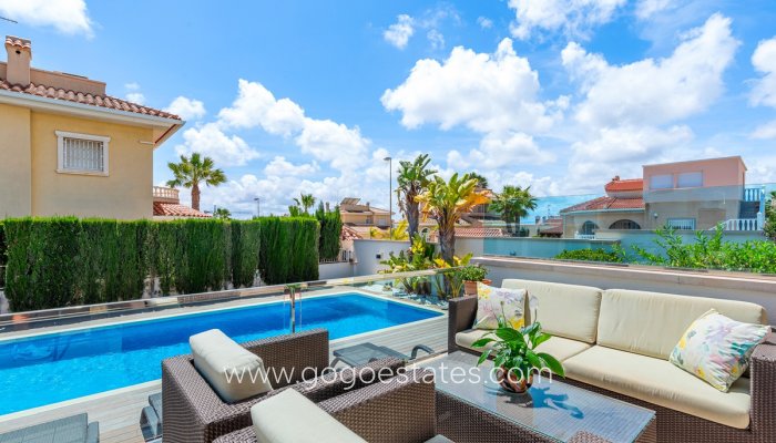 Te koop - Huis - Vrijstaande Villa - Rojales - Ciudad Quesada