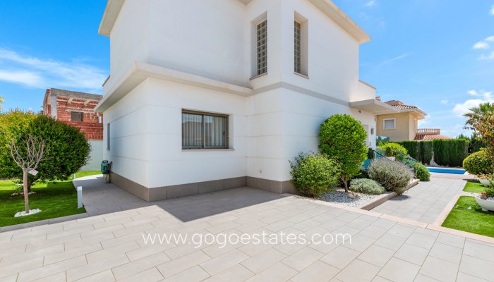 Te koop - Huis - Vrijstaande Villa - Rojales - Ciudad Quesada