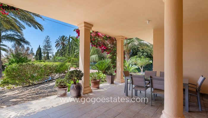 Te koop - Huis - Vrijstaande Villa - Elche - Elche Centro