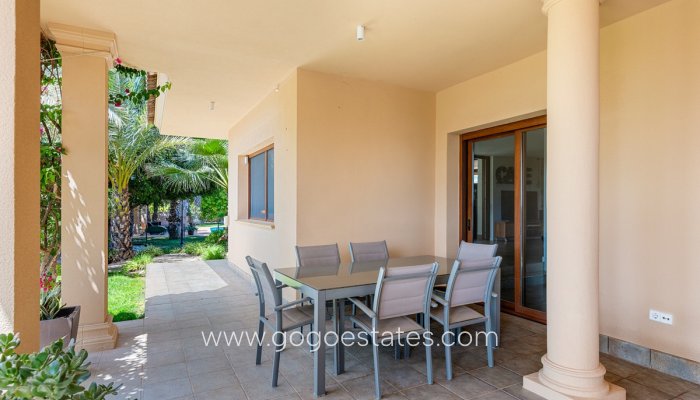 Te koop - Huis - Vrijstaande Villa - Elche - Elche Centro