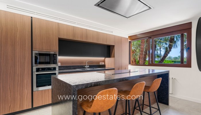 Te koop - Huis - Vrijstaande Villa - Elche - Elche Centro