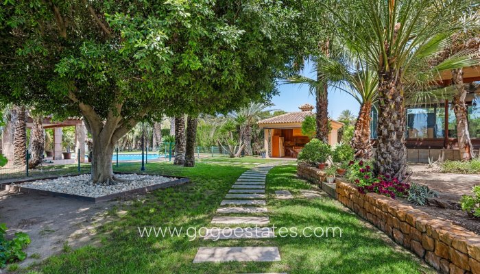 Te koop - Huis - Vrijstaande Villa - Elche - Elche Centro