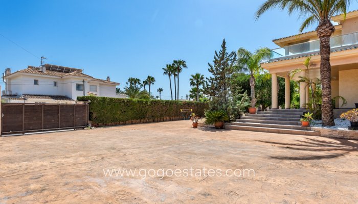 Te koop - Huis - Vrijstaande Villa - Elche - Elche Centro