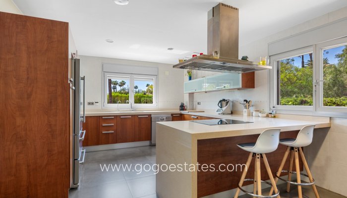 Te koop - Huis - Vrijstaande Villa - Elche - Elche Centro