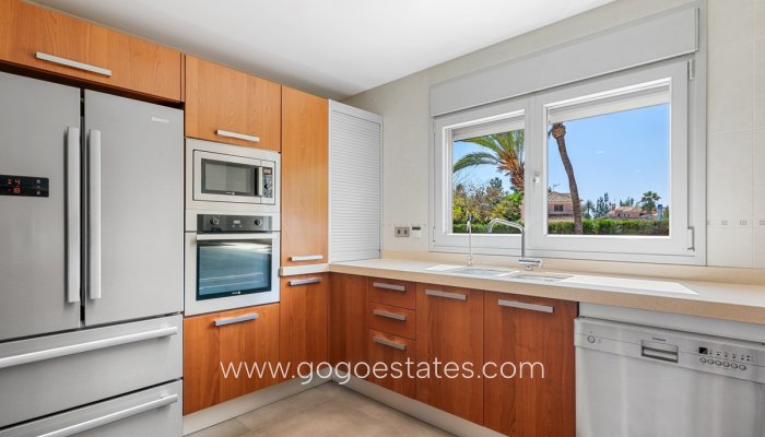 Te koop - Huis - Vrijstaande Villa - Elche - Elche Centro