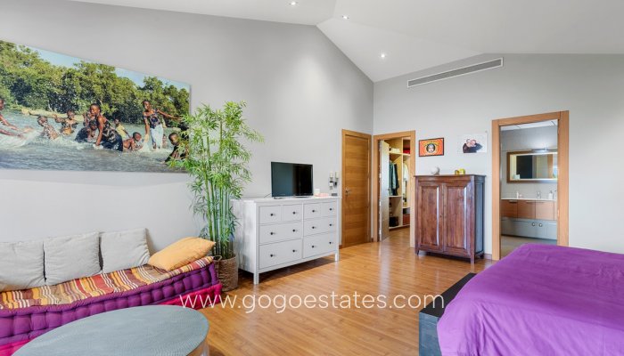 Te koop - Huis - Vrijstaande Villa - Elche - Elche Centro