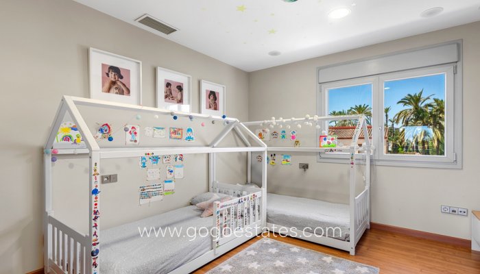 Te koop - Huis - Vrijstaande Villa - Elche - Elche Centro