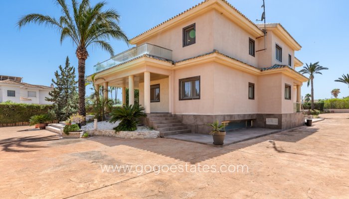 Te koop - Huis - Vrijstaande Villa - Elche - Elche Centro