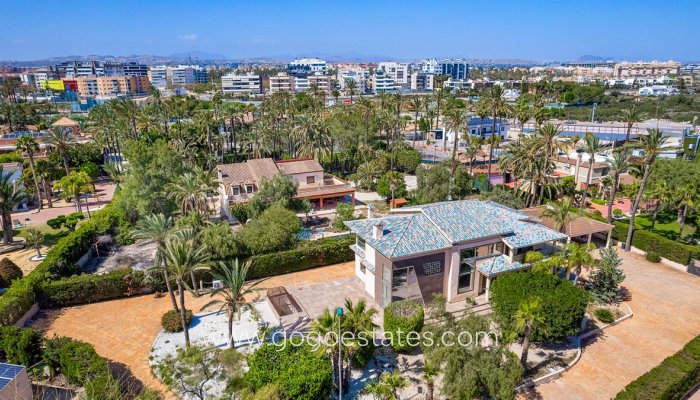 Te koop - Huis - Vrijstaande Villa - Elche - Elche Centro