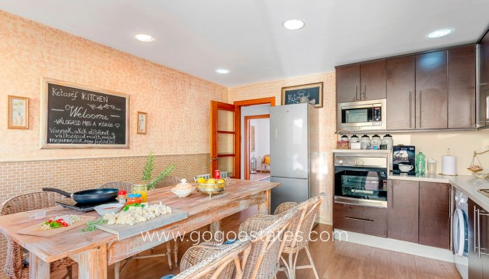 Te koop - Huis - Vrijstaande Villa - l'Alfas del Pi - L'Alfás del Pi Centro