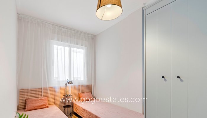 Te koop - Huis - Stadswoning - Orihuela - Los Balcones