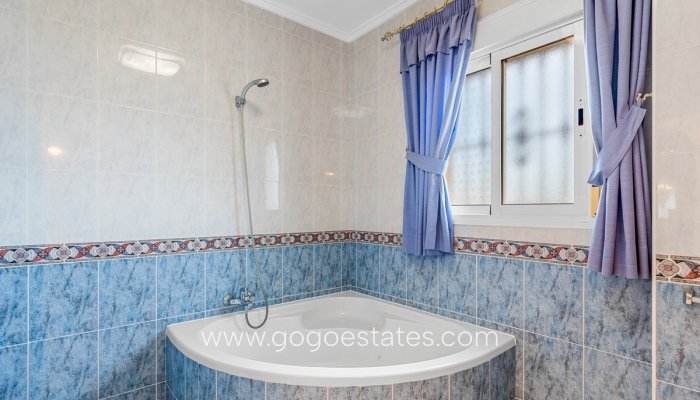 Te koop - Huis - Vrijstaande Villa - Rojales - Ciudad Quesada