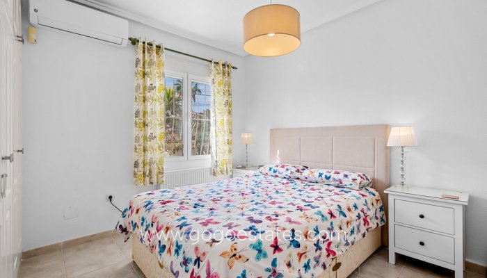 Te koop - Huis - Vrijstaande Villa - Rojales - Ciudad Quesada