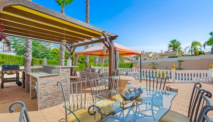 Te koop - Huis - Vrijstaande Villa - Rojales - Ciudad Quesada