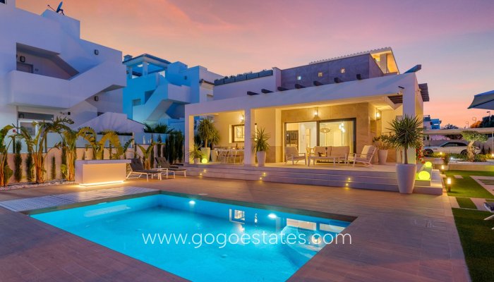 Te koop - Huis - Vrijstaande Villa - Rojales - Ciudad Quesada