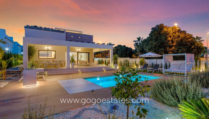 Te koop - Huis - Vrijstaande Villa - Rojales - Ciudad Quesada