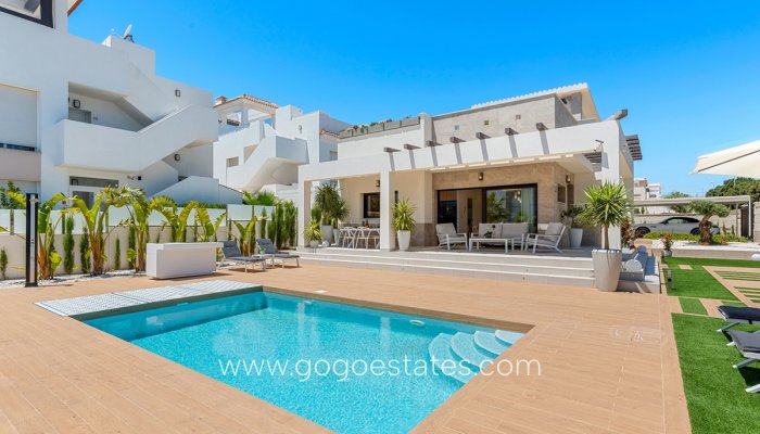 Te koop - Huis - Vrijstaande Villa - Rojales - Ciudad Quesada