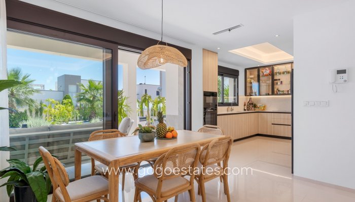 Te koop - Huis - Vrijstaande Villa - Rojales - Ciudad Quesada