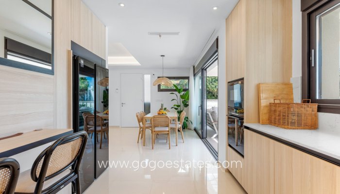 Te koop - Huis - Vrijstaande Villa - Rojales - Ciudad Quesada