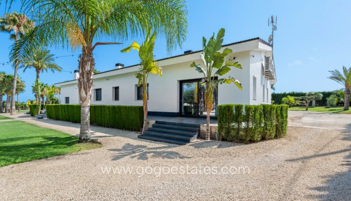 Te koop - Huis - Vrijstaande Villa - Elche - Elche Centro