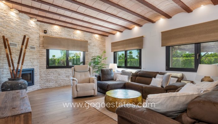 Te koop - Huis - Vrijstaande Villa - Elche - Elche Centro