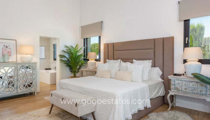 Te koop - Huis - Vrijstaande Villa - Elche - Elche Centro