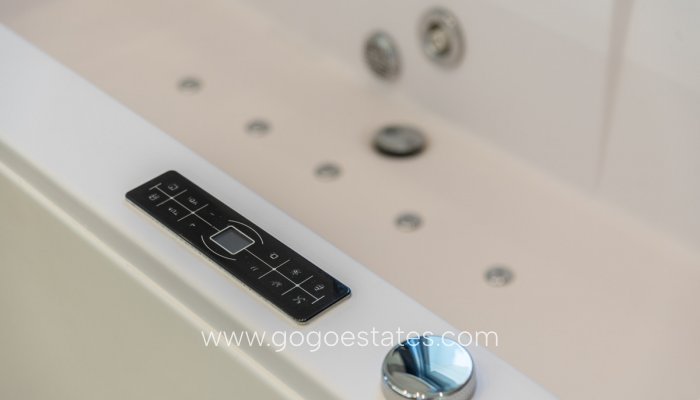 Te koop - Huis - Vrijstaande Villa - Elche - Elche Centro