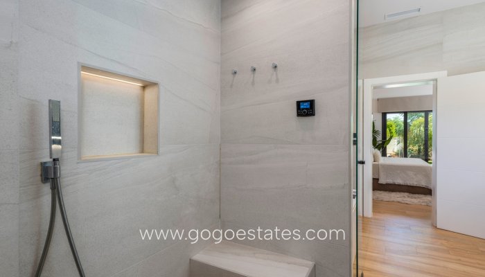 Te koop - Huis - Vrijstaande Villa - Elche - Elche Centro