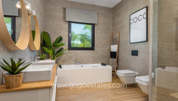 Te koop - Huis - Vrijstaande Villa - Elche - Elche Centro