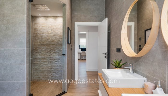 Te koop - Huis - Vrijstaande Villa - Elche - Elche Centro