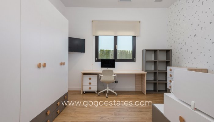 Te koop - Huis - Vrijstaande Villa - Elche - Elche Centro