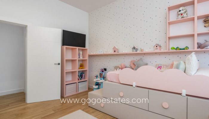 Te koop - Huis - Vrijstaande Villa - Elche - Elche Centro