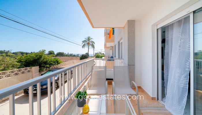 Te koop - Appartement - Appartement op de middelste verdieping - Orihuela - Punta Prima