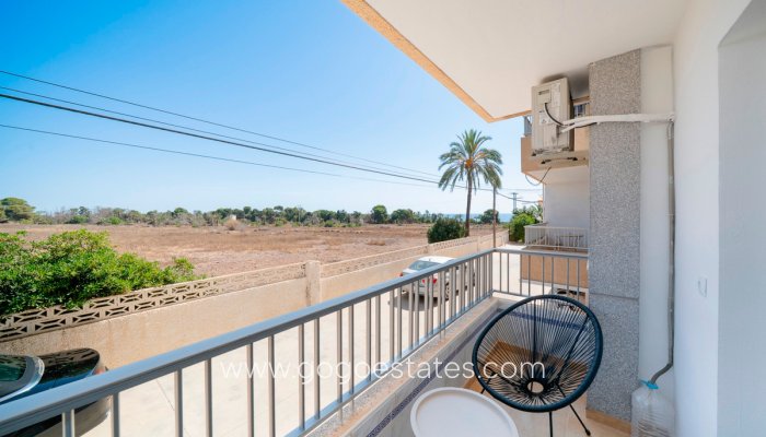 Te koop - Appartement - Appartement op de middelste verdieping - Orihuela - Punta Prima